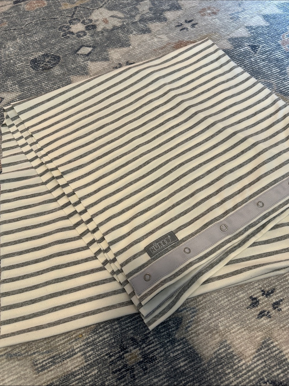 Nuroo Striped Cream & Grey Breastfeeding Cover